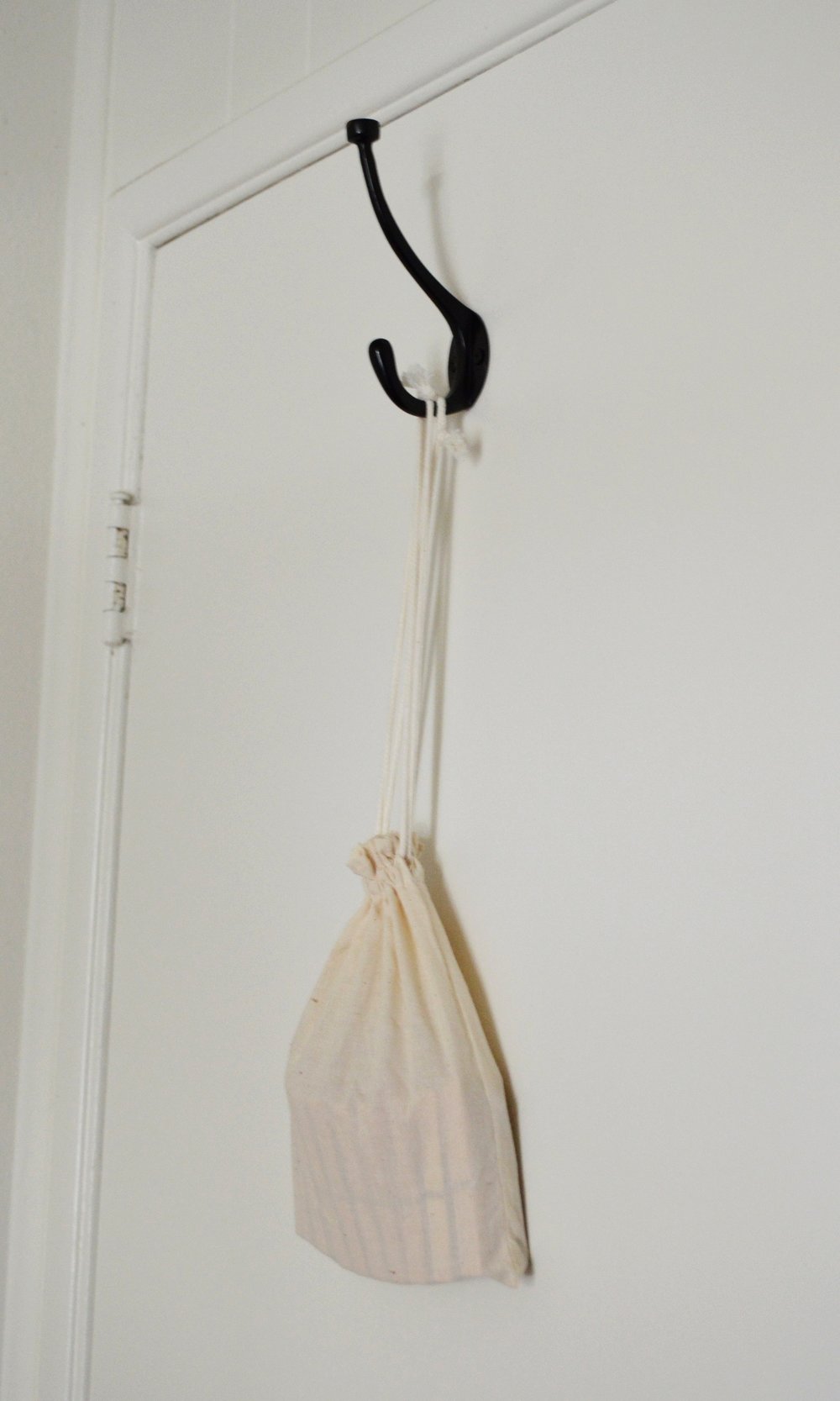 Wooden Clothes Pegs in Cotton Bag