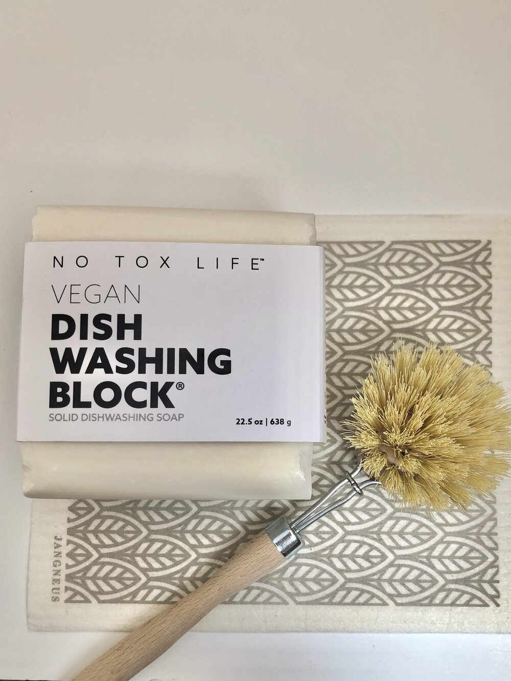 No Tox Life Vegan Dish Block