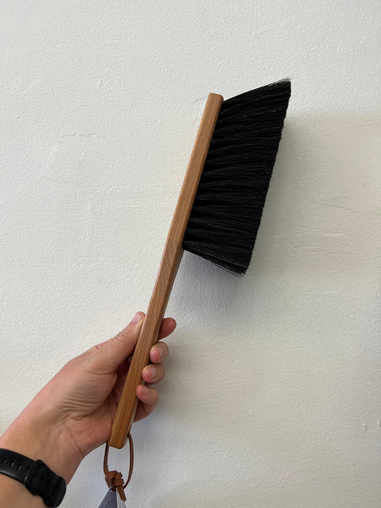 Handled Brush